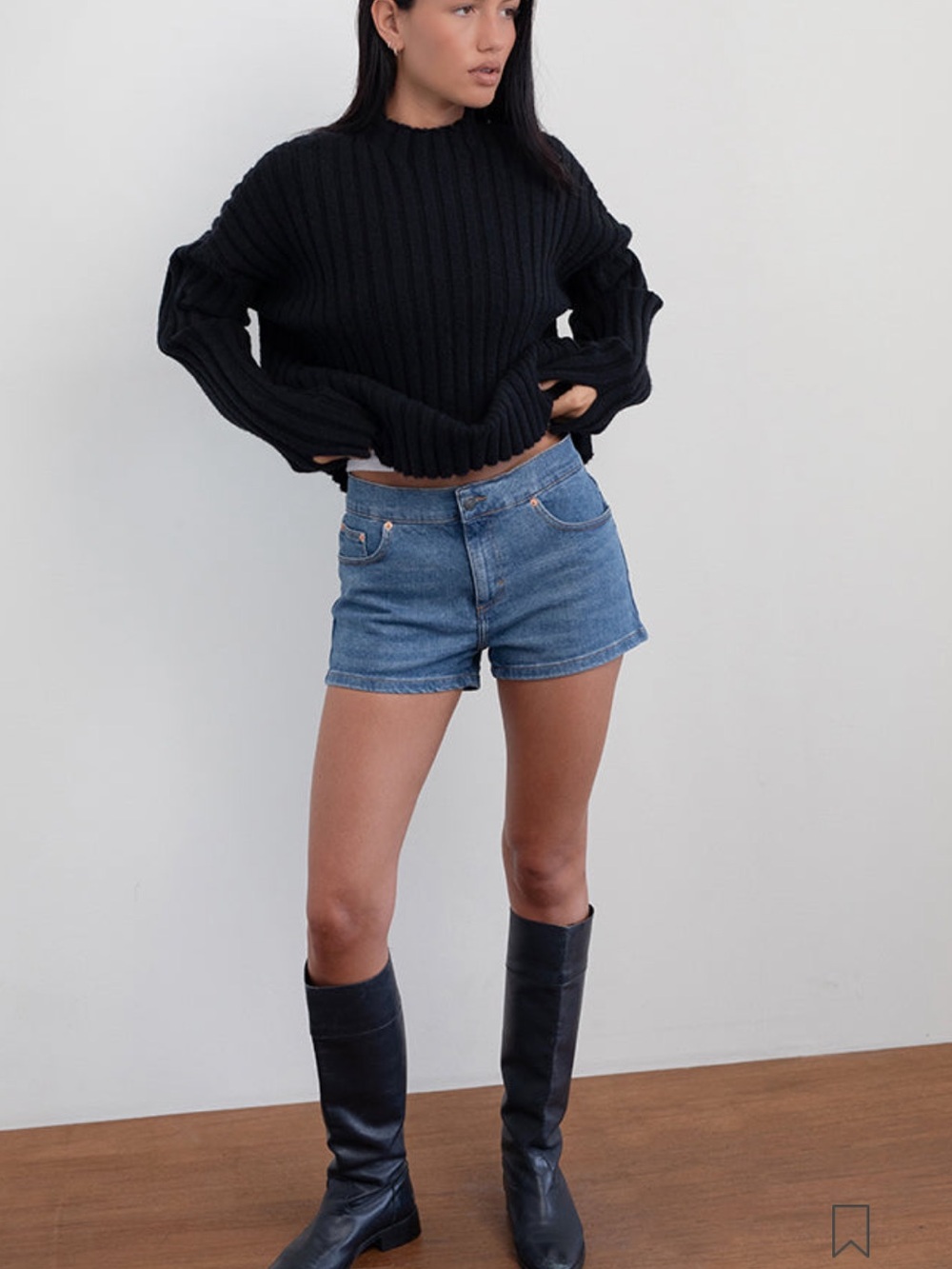 Motel Rocks Denim Hot Pant in Bay Blue